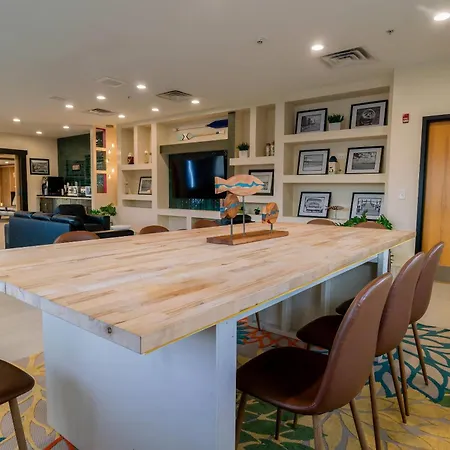 Gateway Hotel & Suites Ocean City, An Ascend Collection Hotel